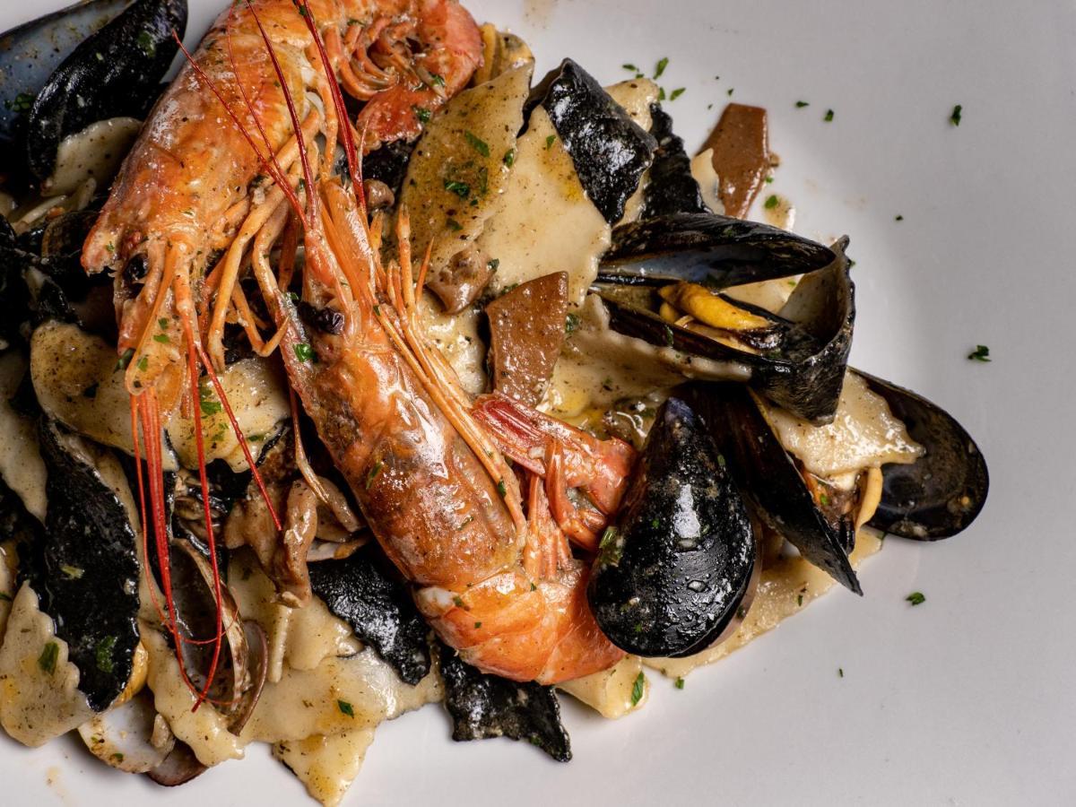 Albergo Ristorante Locanda Rosella Giba Экстерьер фото