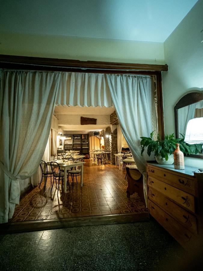 Albergo Ristorante Locanda Rosella Giba Экстерьер фото