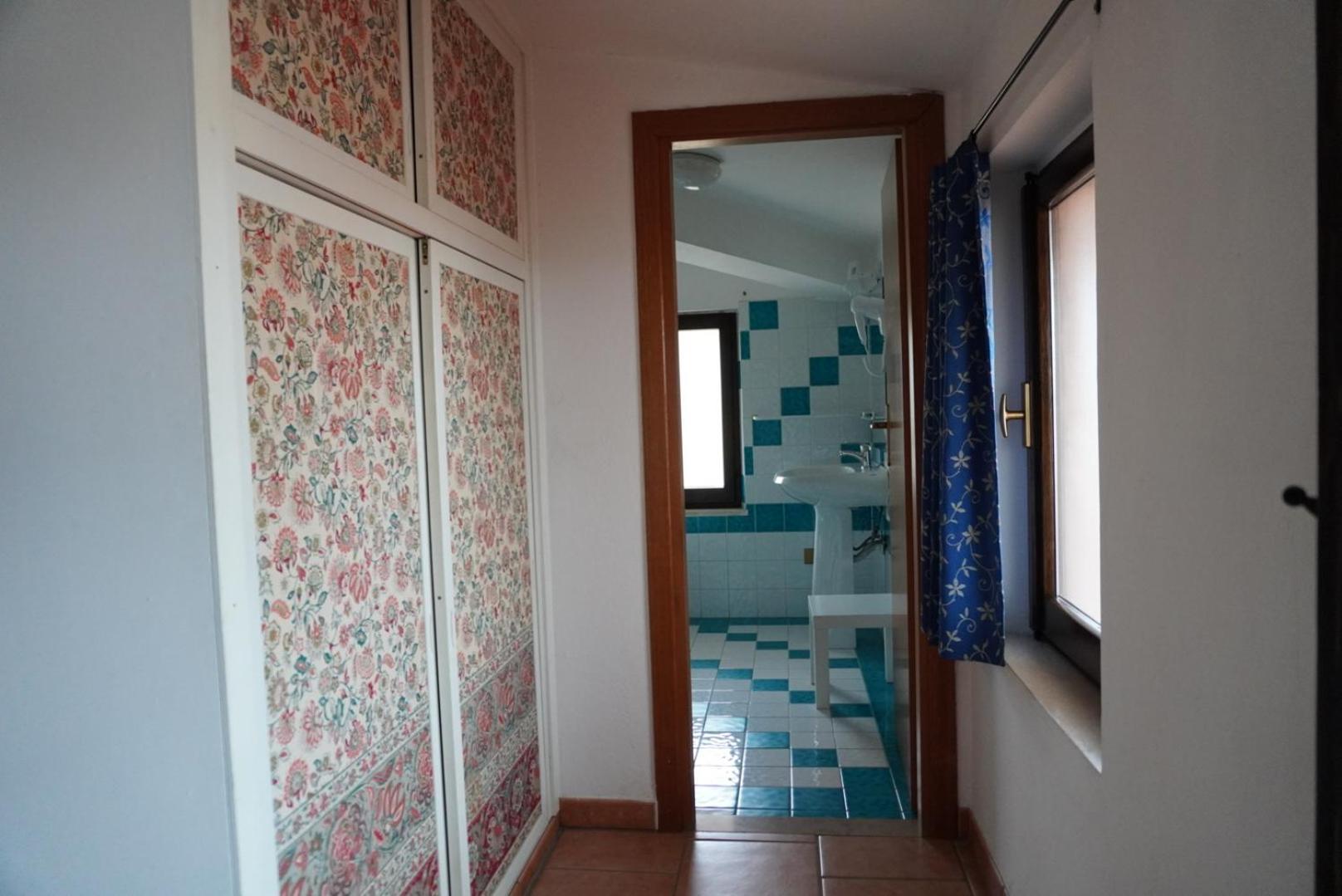 Albergo Ristorante Locanda Rosella Giba Экстерьер фото