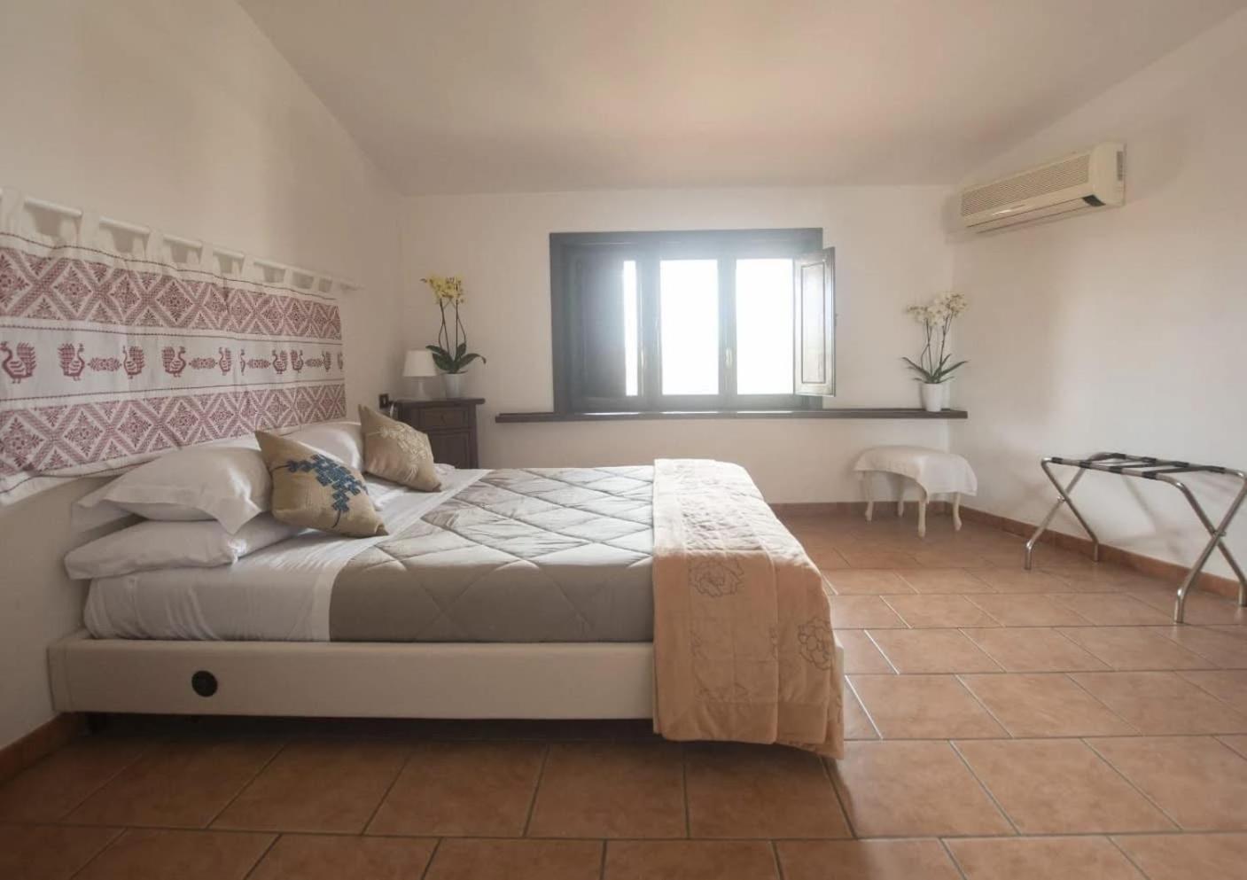 Albergo Ristorante Locanda Rosella Giba Экстерьер фото
